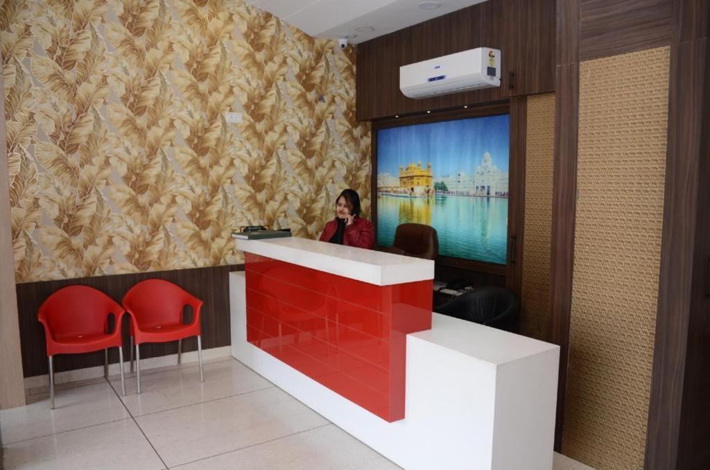 Hotel Robin Inn Amritsar Exterior foto