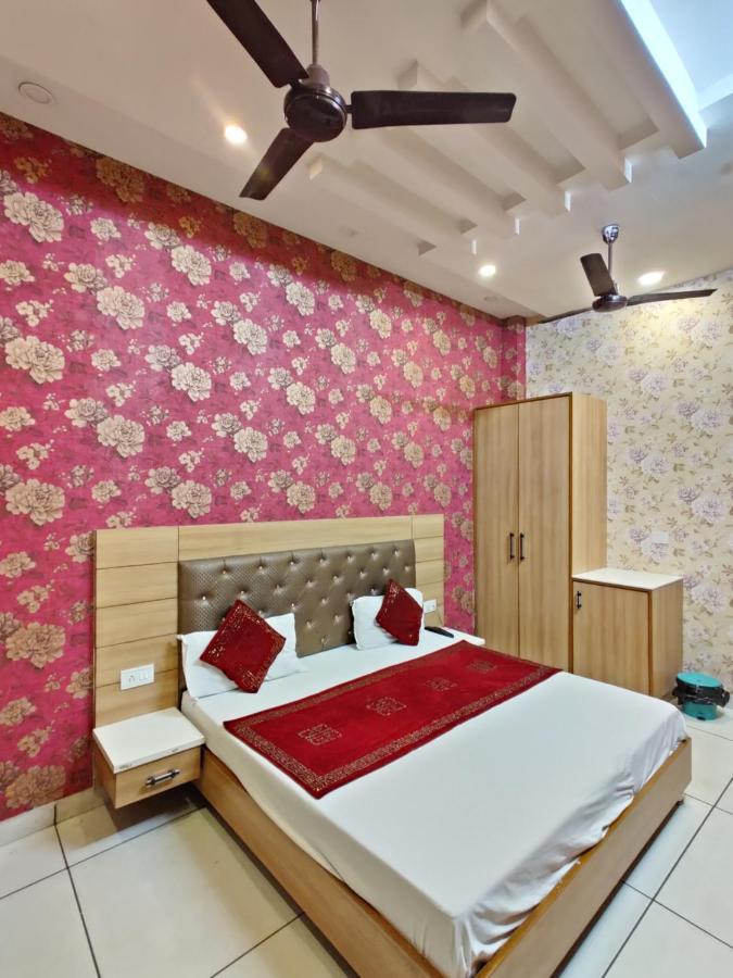 Hotel Robin Inn Amritsar Exterior foto