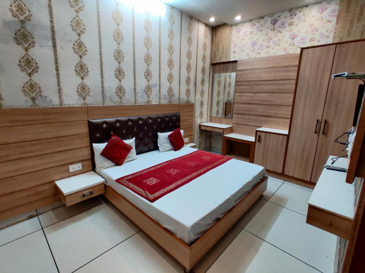 Hotel Robin Inn Amritsar Exterior foto