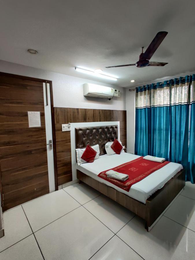 Hotel Robin Inn Amritsar Exterior foto