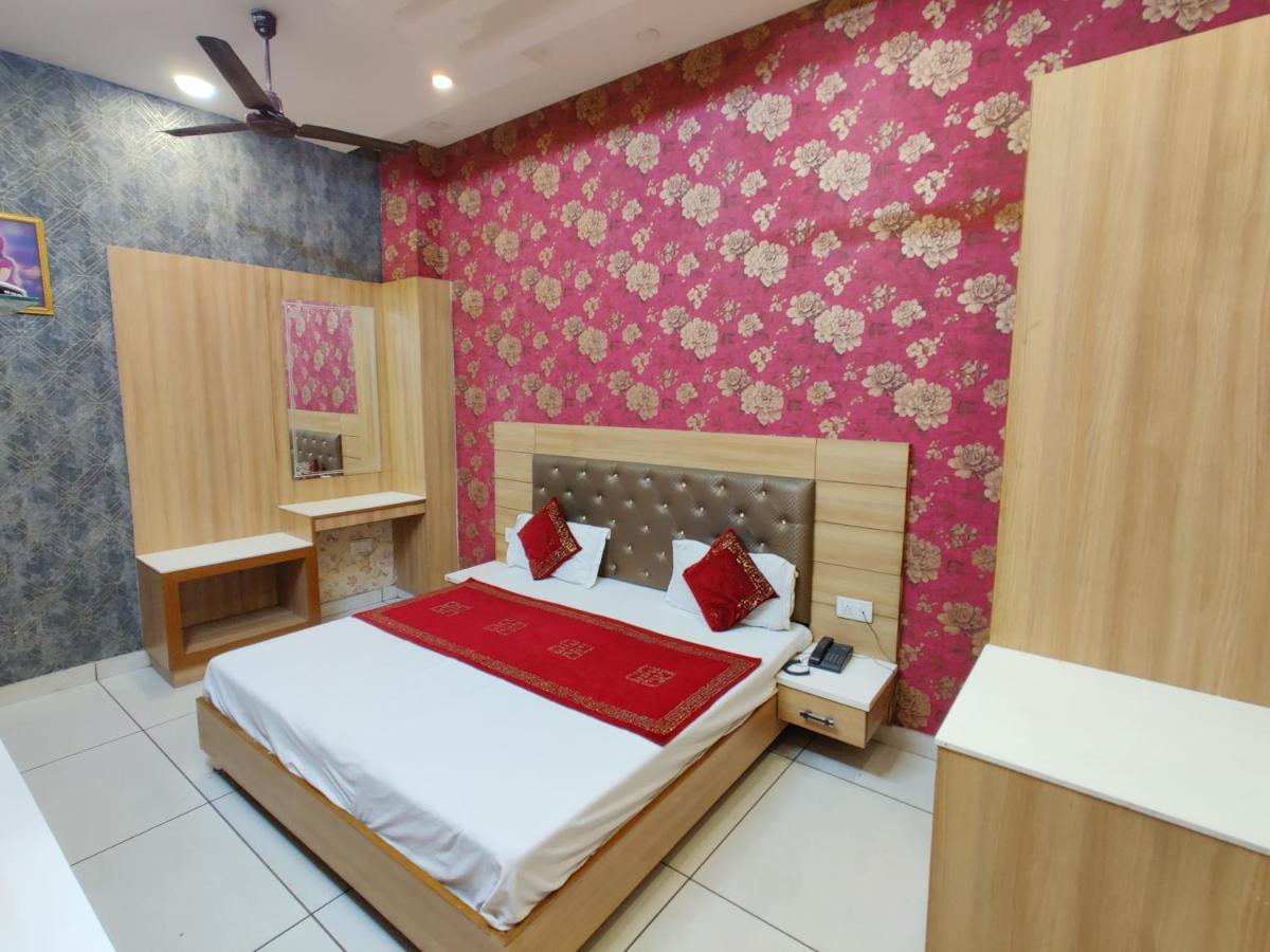 Hotel Robin Inn Amritsar Exterior foto